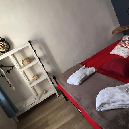 L Auberge Du Lion D Or Nanteuil-sur-Marne Exteriér fotografie