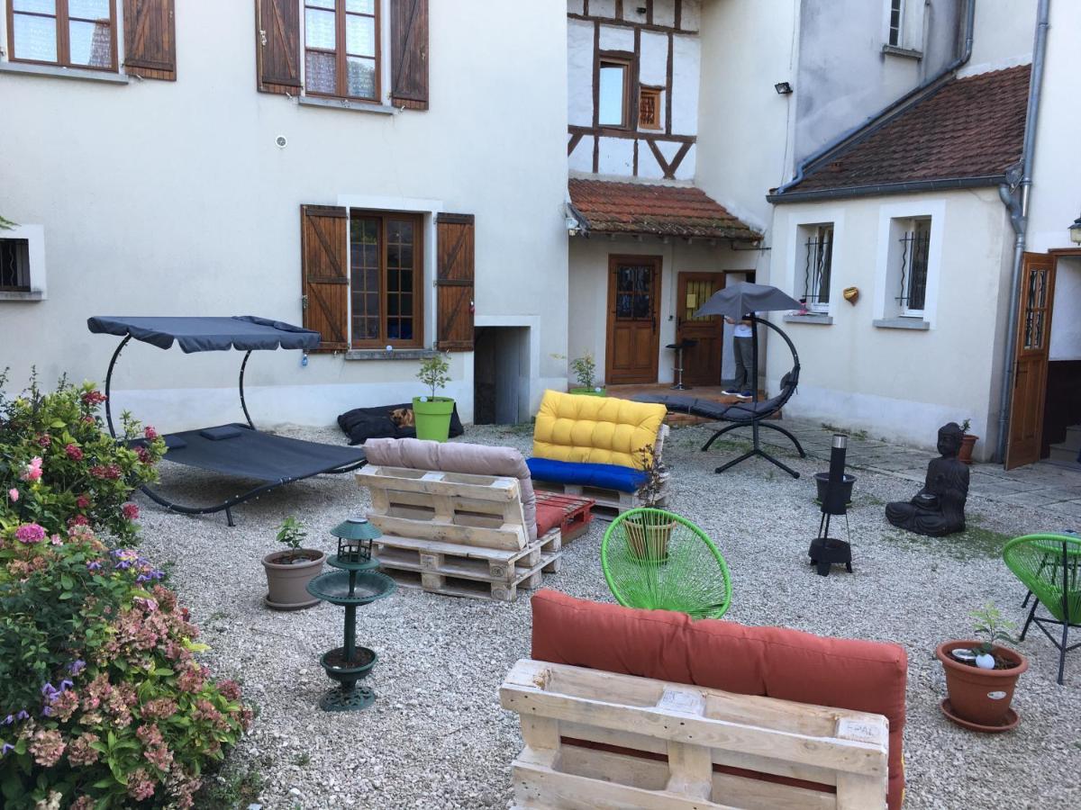 L Auberge Du Lion D Or Nanteuil-sur-Marne Exteriér fotografie