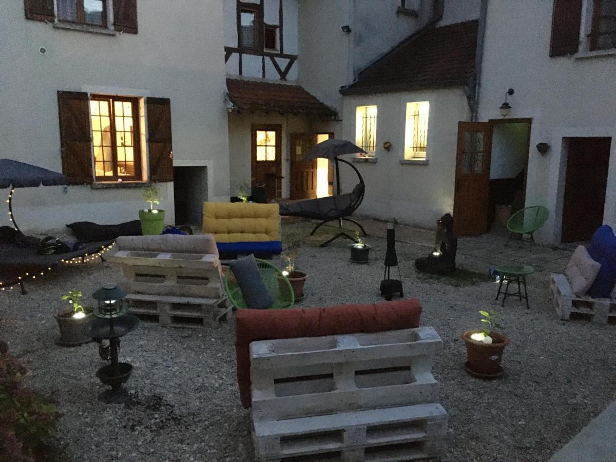 L Auberge Du Lion D Or Nanteuil-sur-Marne Exteriér fotografie