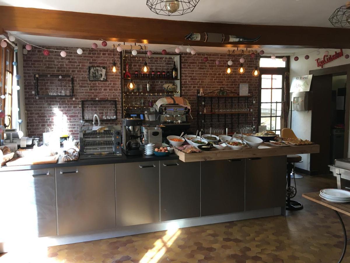 L Auberge Du Lion D Or Nanteuil-sur-Marne Exteriér fotografie