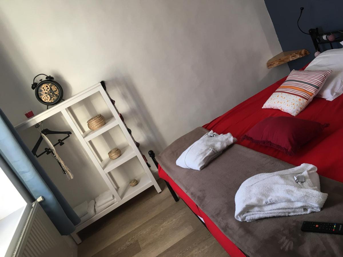 L Auberge Du Lion D Or Nanteuil-sur-Marne Exteriér fotografie